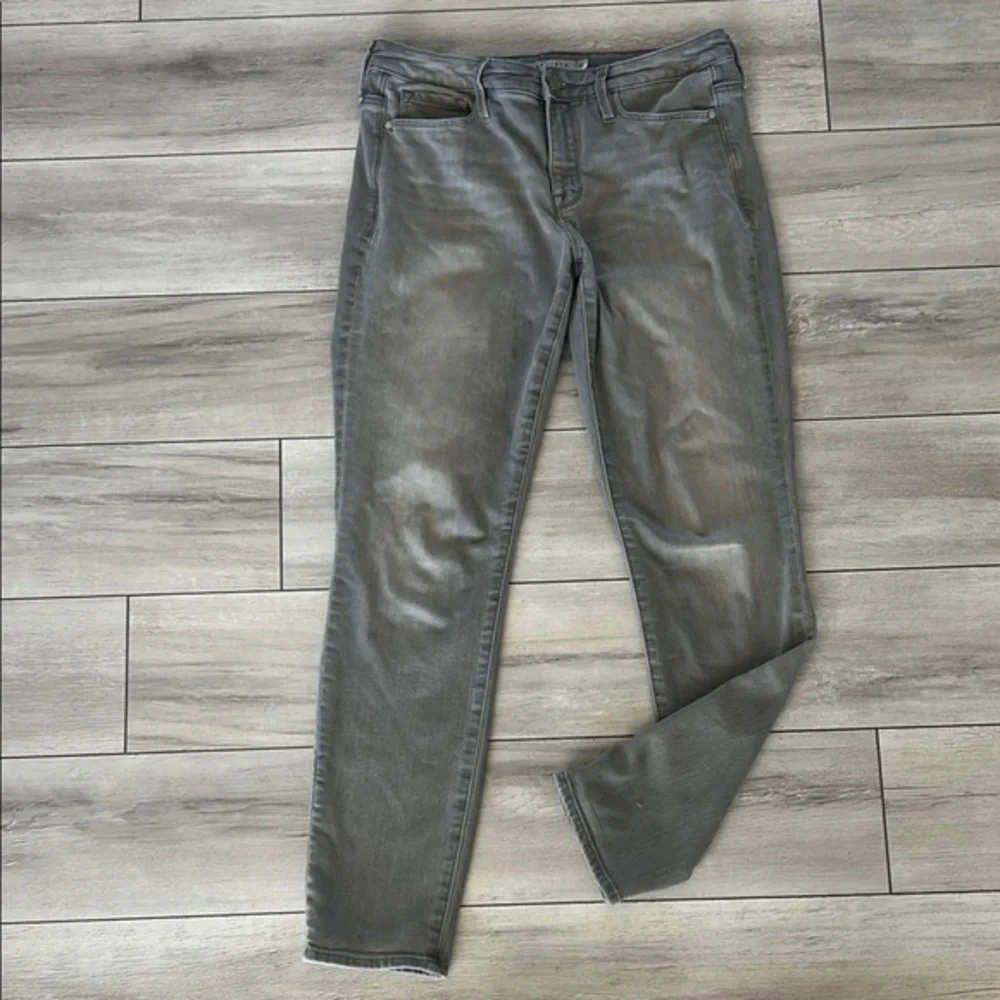 Athleta Skulptek Jeans in gray size 6
